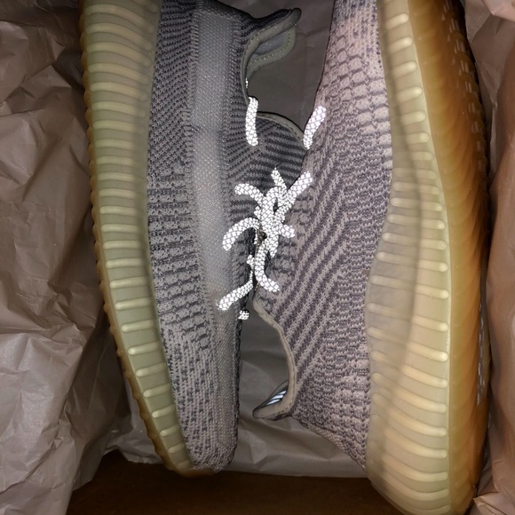 Adidas YEEZY BOOST 350 V2 Yeshaya (non reflective) US MEN SIZE 7 LIKE NEW - Picture 2 of 6